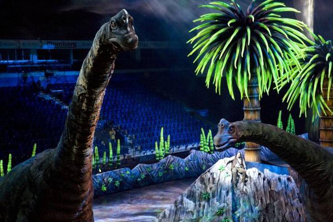 "Siemens" areną drebins dinozaurų peštynės