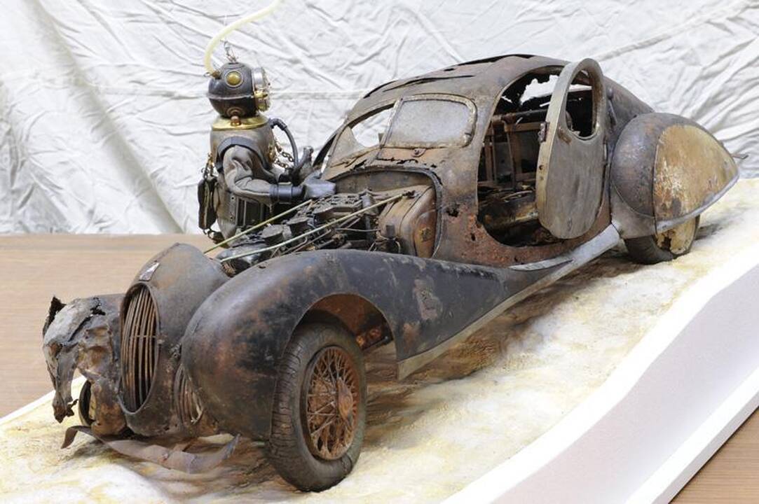 Vokiečio surūdijusi kolekcija - nuo „Porsche“ iki „Bugatti“