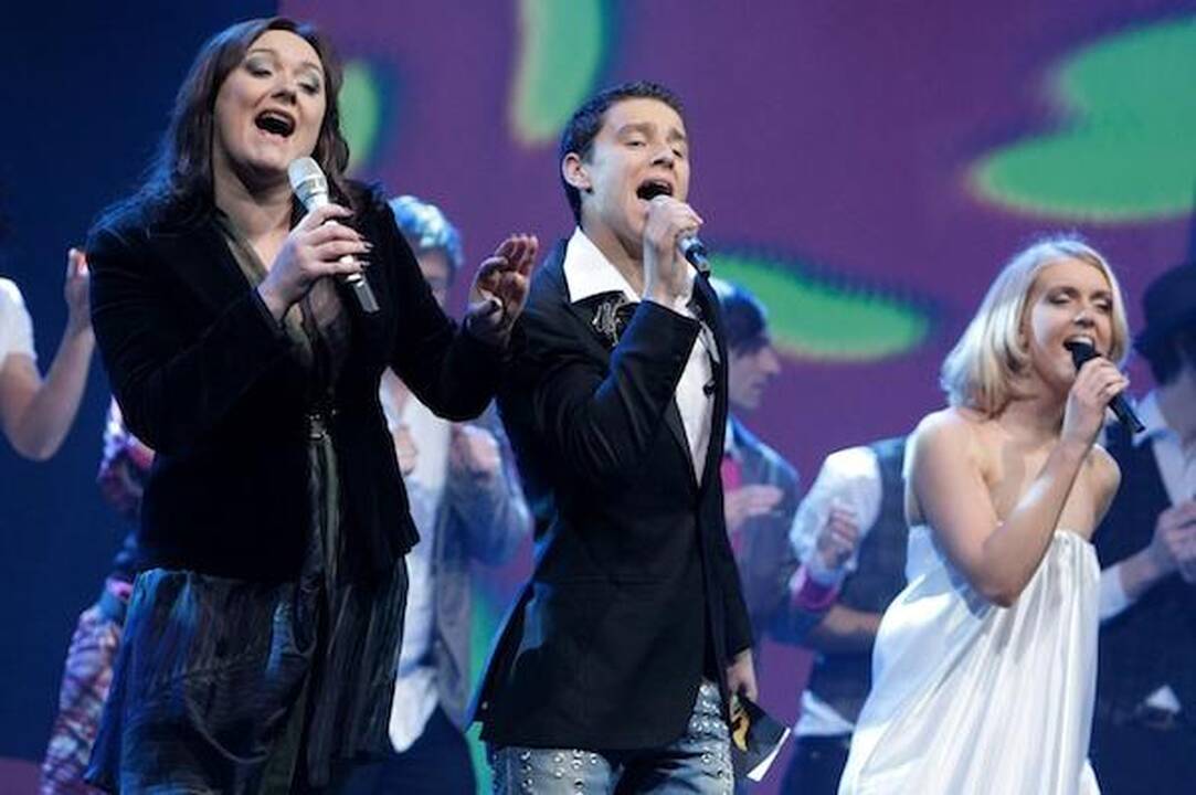 Į „Euroviziją“ Maskvoje važiuos Sasha Son (lentelė)