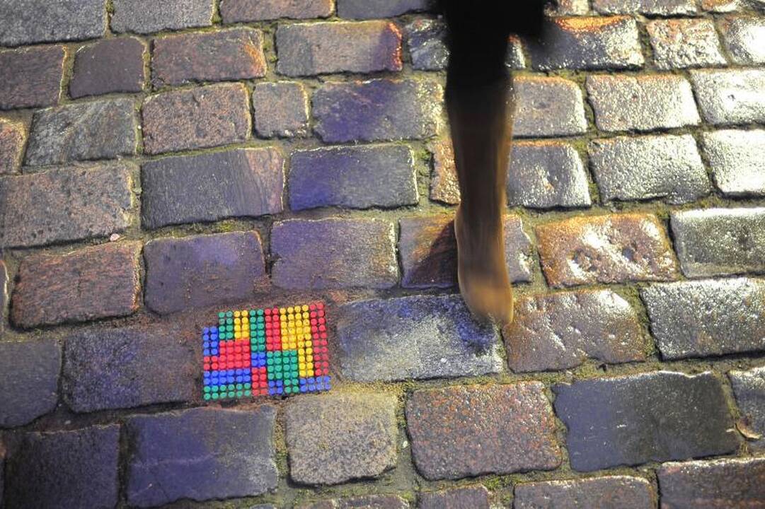 Studentai miesto bėdas sprendžia linksmai