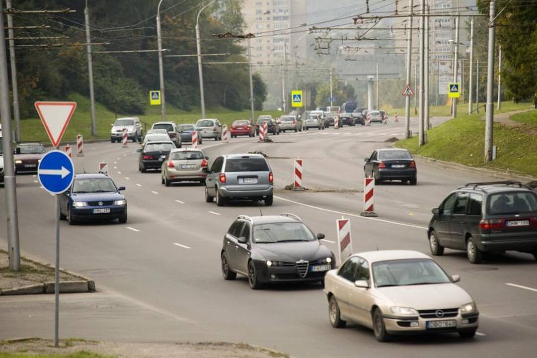 Nuokalnės    gatvėje vėl verda    remonto      darbai
