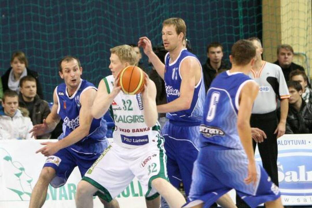 Žalgiriečiai turėjo vargo kovodami su "Neptūnu"