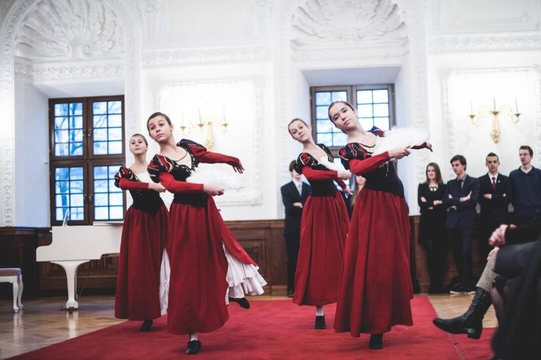 Gabiausi Kauno mokiniai netilpo į Rotušę