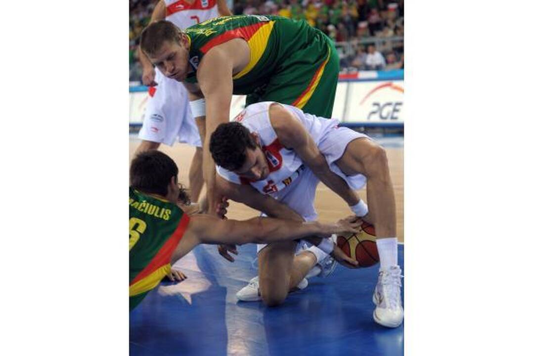 Traukinys nuvažiavo: Lietuva-Ispanija 70:84