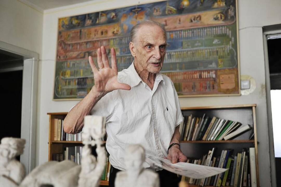 90-metis kraštotyrininkas L.Juozonis: aš dar turiu parako