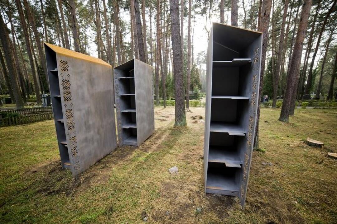 Petrašiūnų kapinėse pastatyti pirmieji kolumbariumai