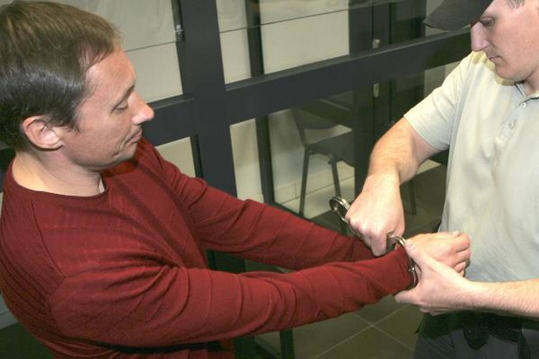 G.Petrikui skirta maksimali bausmė, nuteistasis suimtas teismo salėje (papildyta)