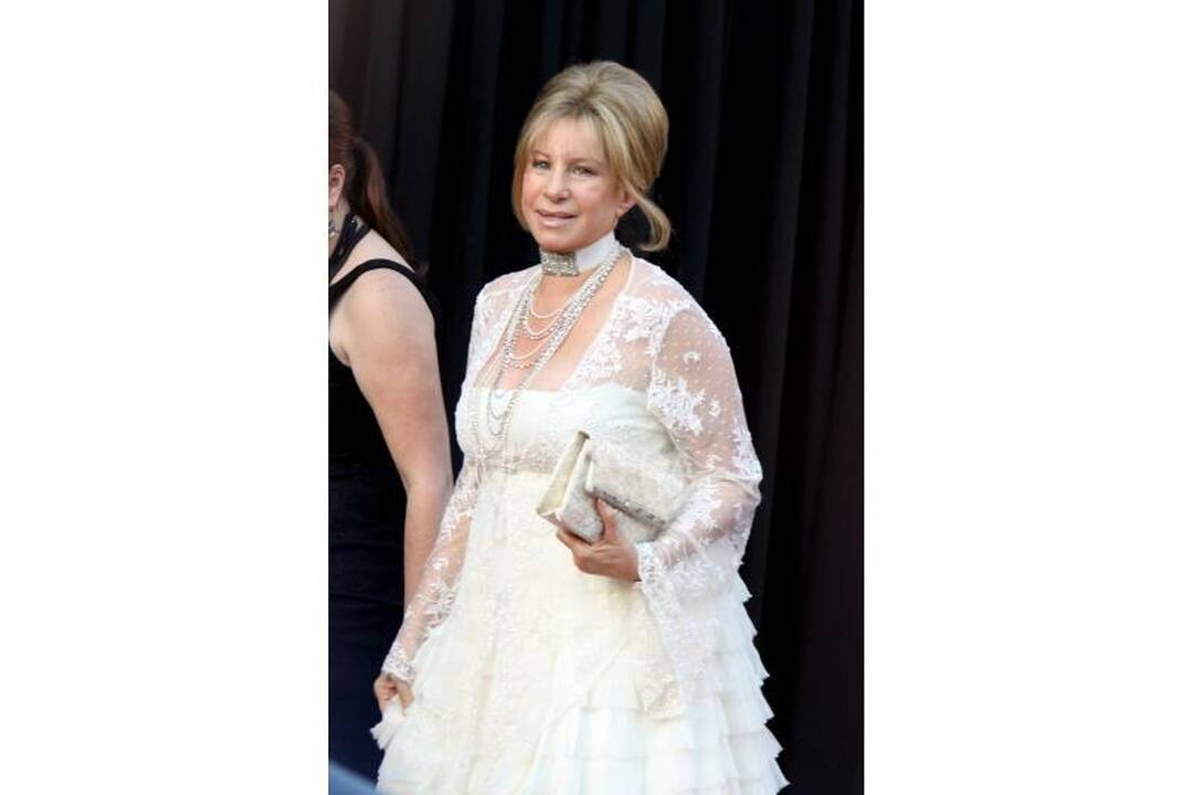 Barbra Streisand 70-metį atšventė su draugais