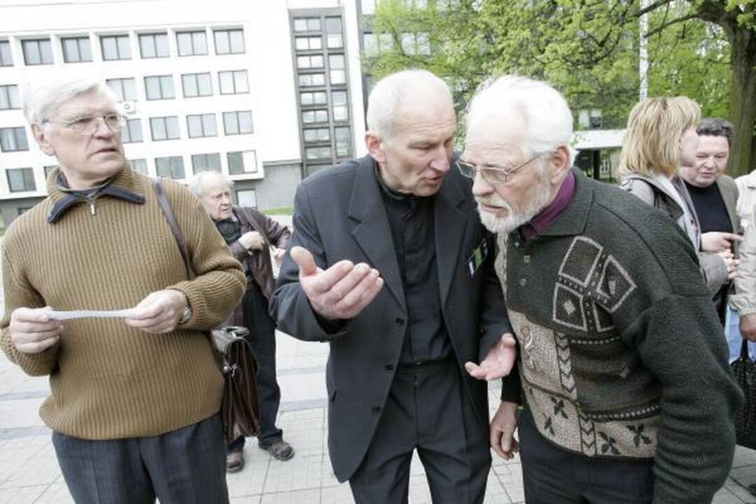 D.Kedžio šalininkai buriasi į susivienijimą