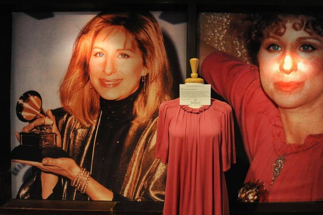 Barbra Streisand 70-metį atšventė su draugais
