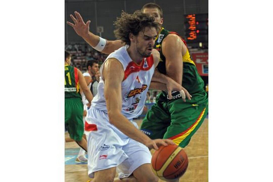 Traukinys nuvažiavo: Lietuva-Ispanija 70:84