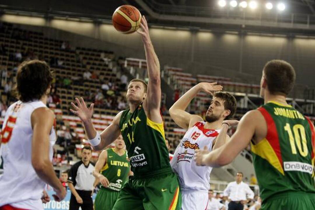 Traukinys nuvažiavo: Lietuva-Ispanija 70:84