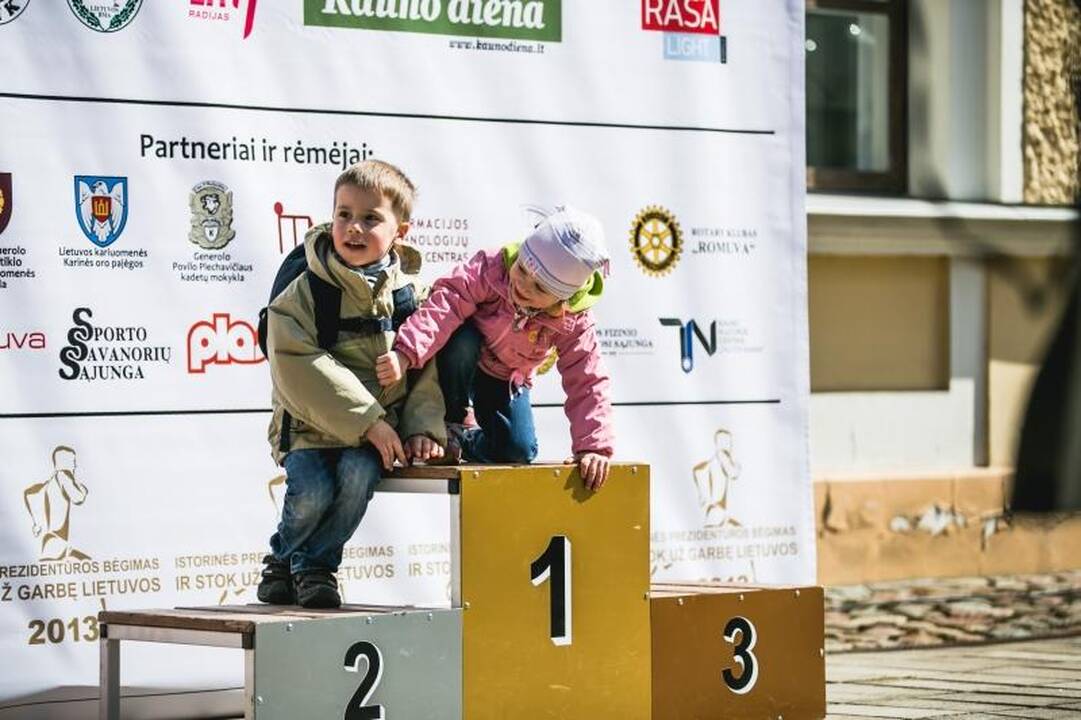 Istoriniame bėgime už S. Darių ir S. Girėną – ir vaikai, ir senjorai