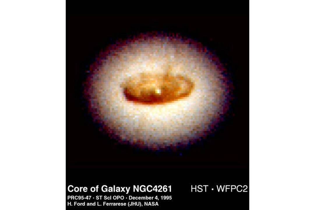 Kvapą gniaužiantys teleskopo „Hubble“ visatos vaizdai