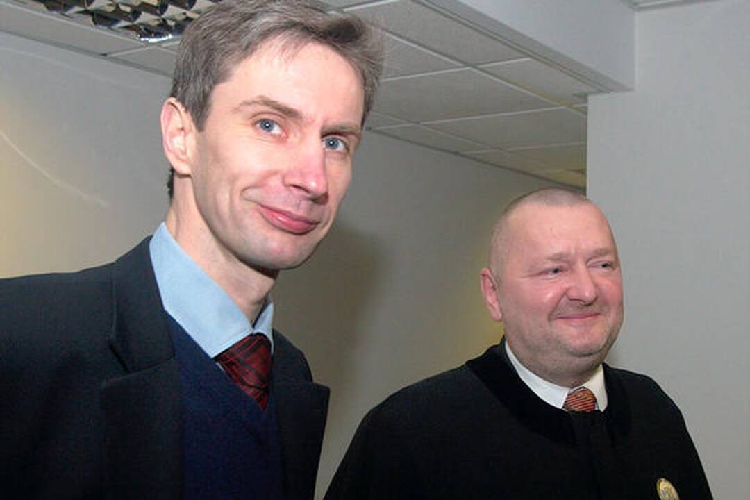 A.Paleckio bylą nagrinėjantis teismas nutarė prašyti medžiagos iš Sausio 13-osios bylos