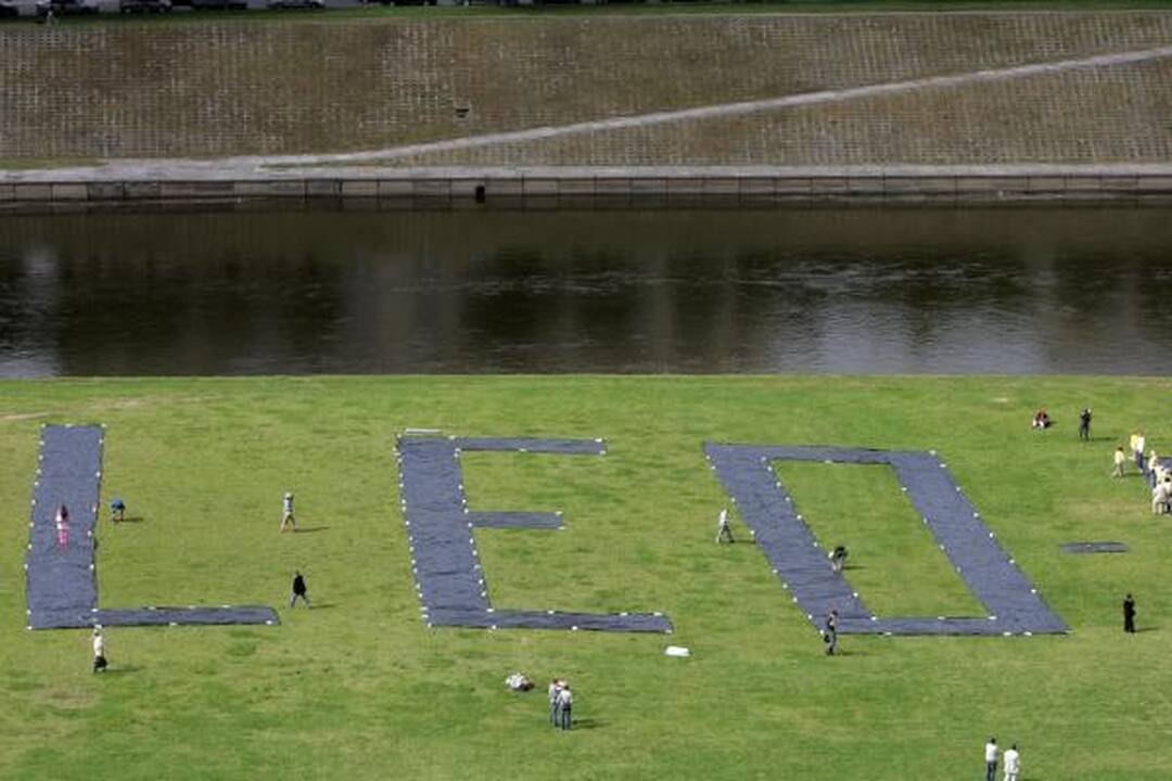 Iš „LEO - NE“ liko tik „NE“ (papildyta)