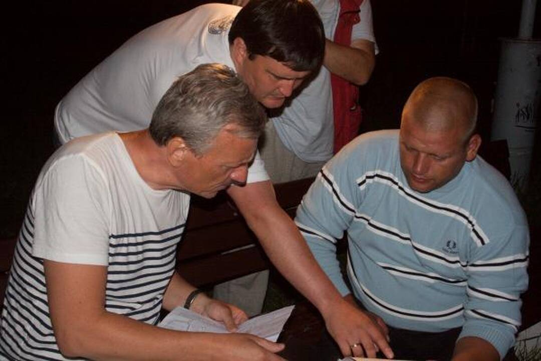 Pareigūnai D.Kedžio šalininkams pasitraukti neliepė 