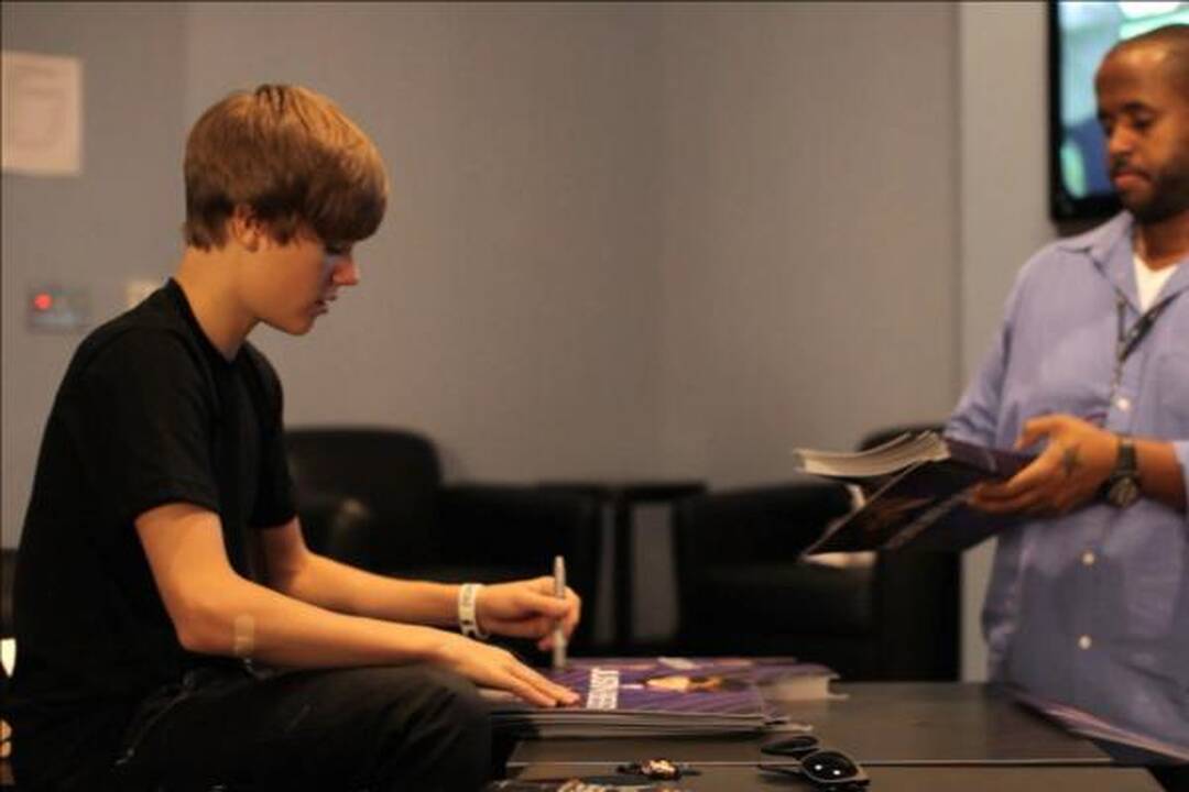 Madam Tussauds muziejuose atsiras J.Bieberio vaškinės statulos