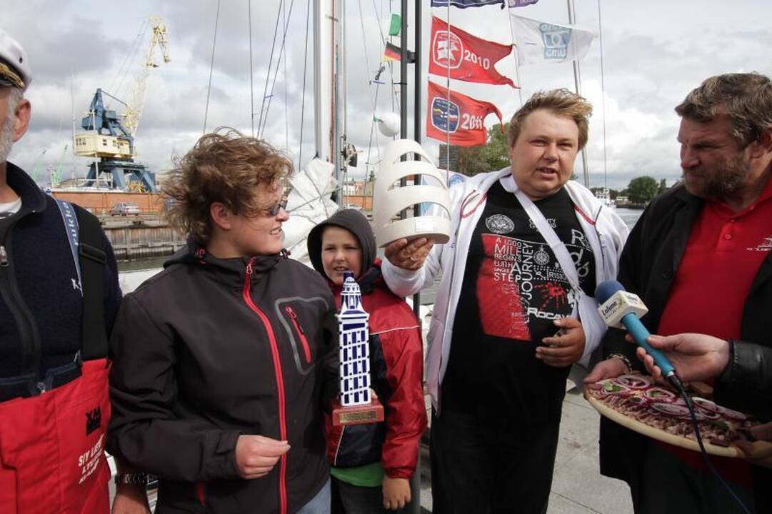 Klaipėdiečiai pasitiko jachtą „Lietuva“  