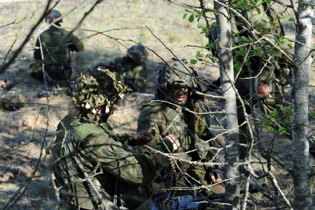Lietuvos kariai pradeda budėjimą NATO pajėgose ir ES kovinėje grupėje