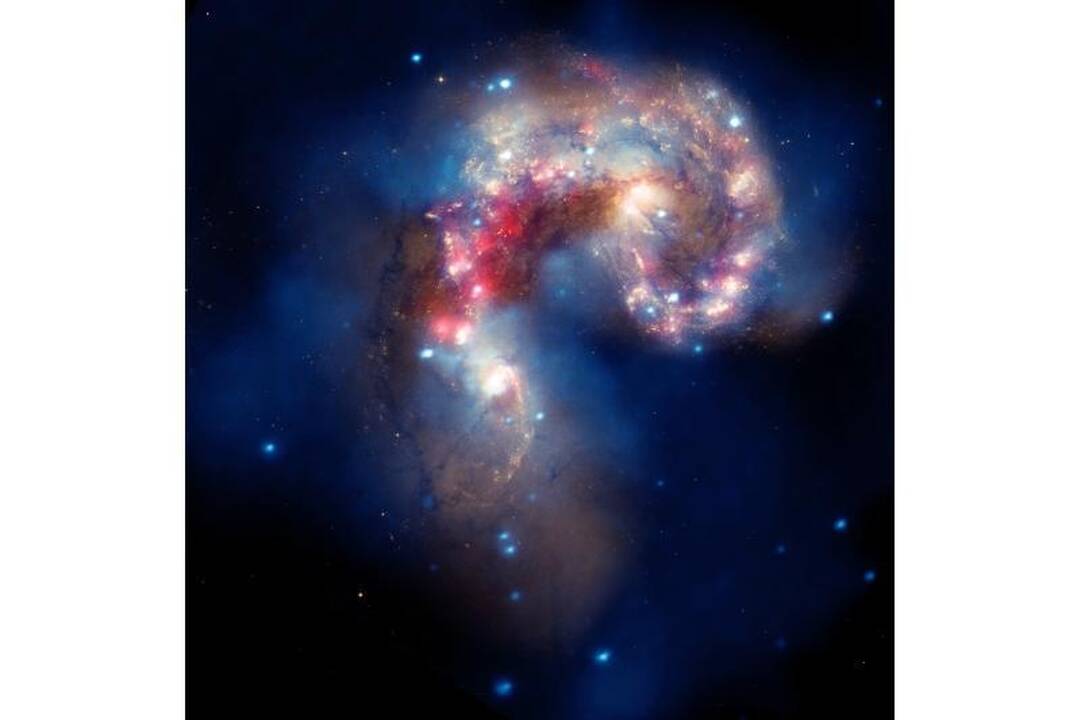 Kvapą gniaužiantys teleskopo „Hubble“ visatos vaizdai