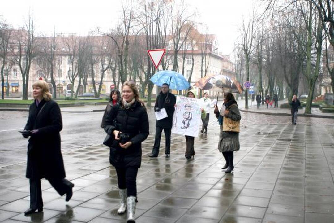 Viešuosius tualetus senamiestyje atstoja klubai ir tarpuvartės 