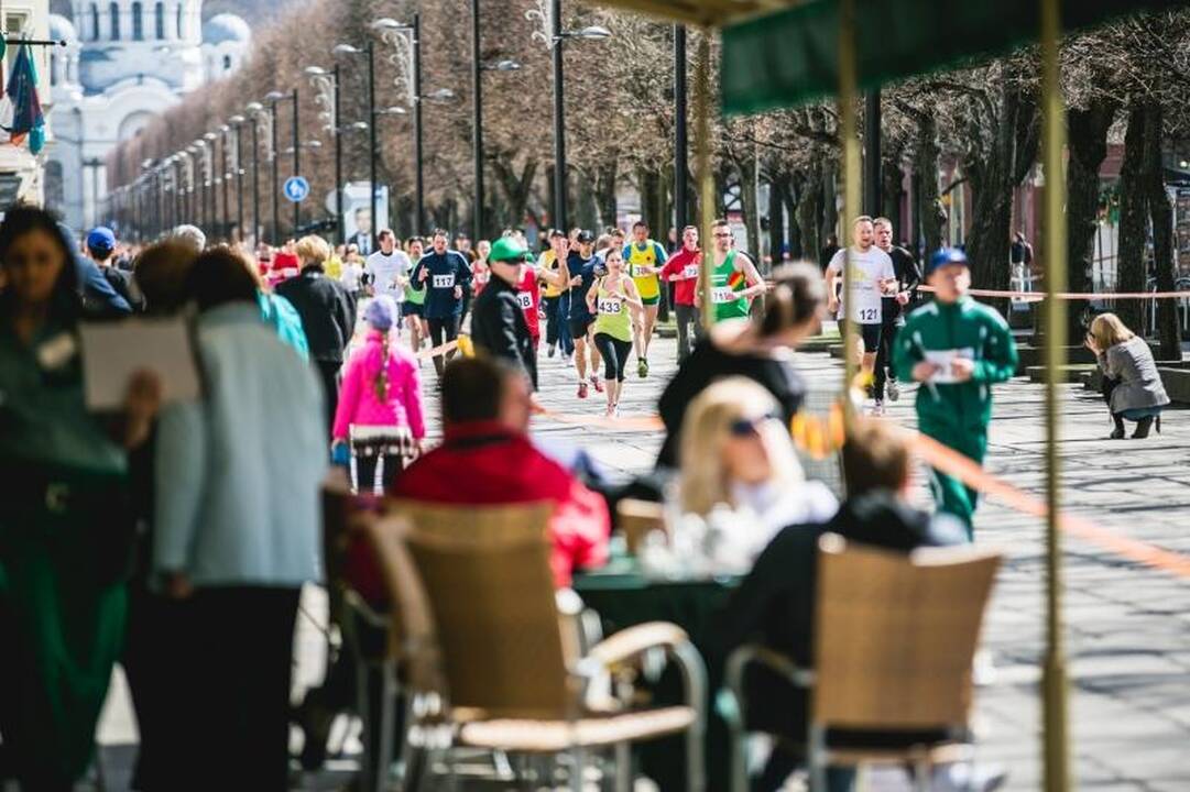 Istoriniame bėgime už S. Darių ir S. Girėną – ir vaikai, ir senjorai