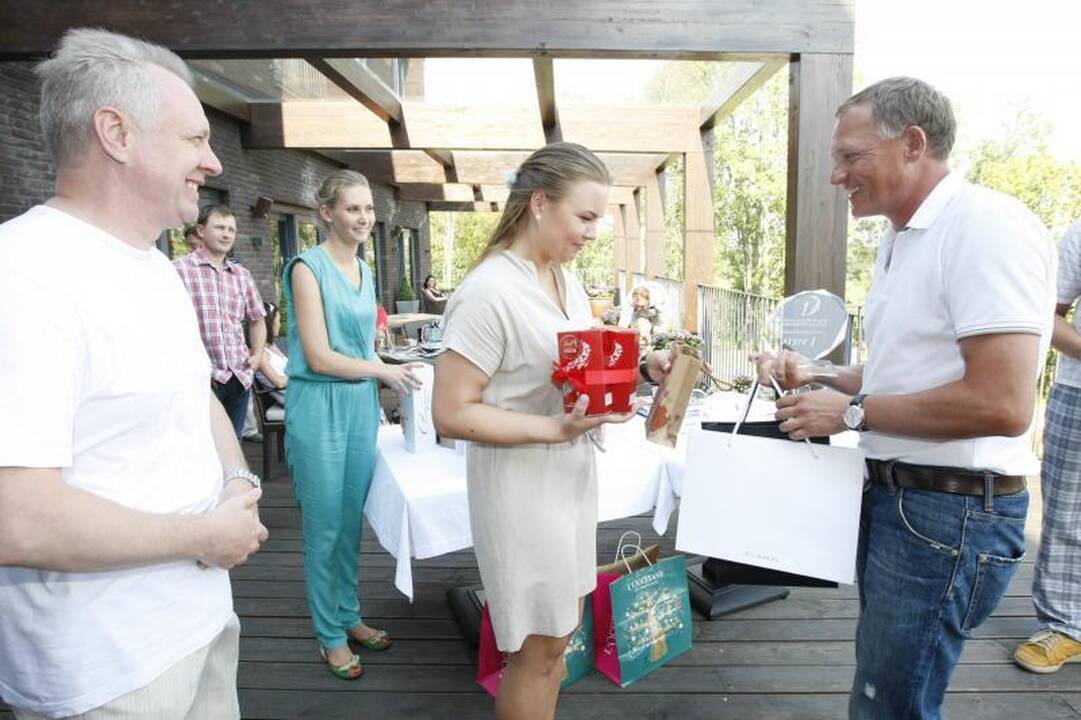 „DMN“ taurės golfo turnyre pergales šventė V.Rickus ir I.Česnakienė