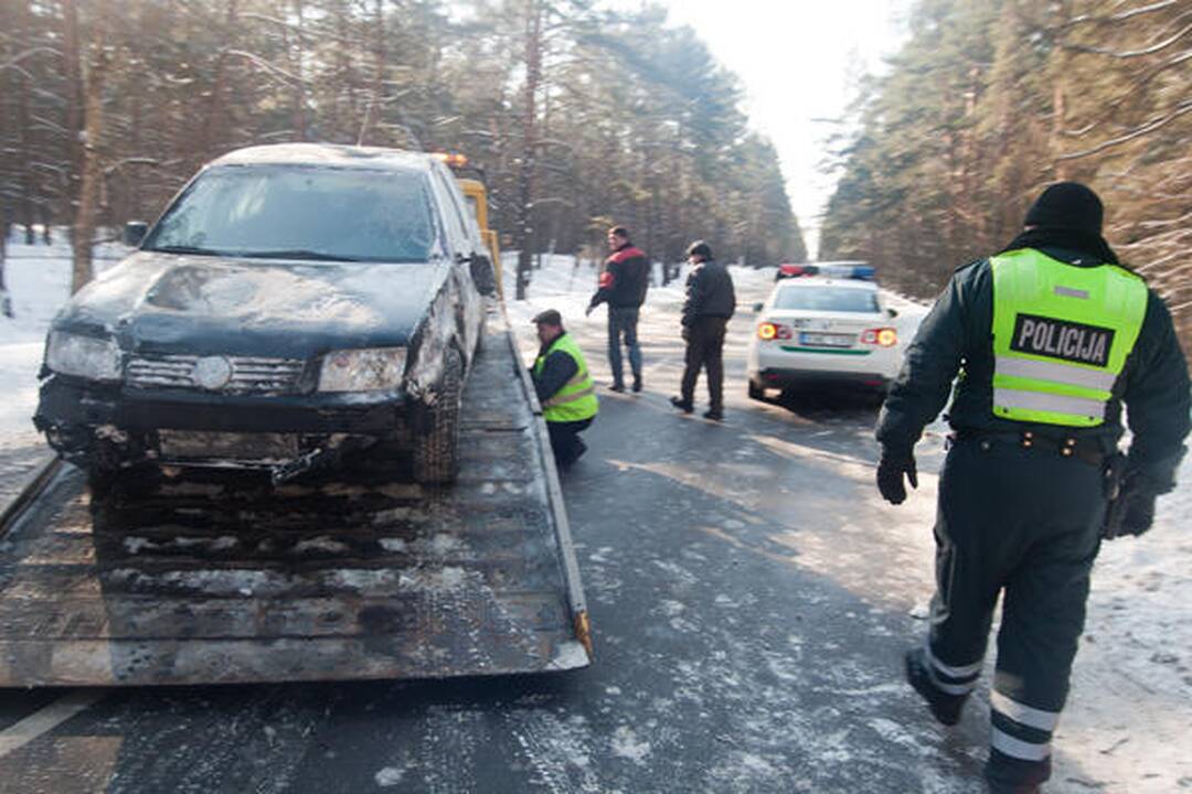 Avariją sukėlęs vairuotojas nuvažiavo nė nestabtelėjęs