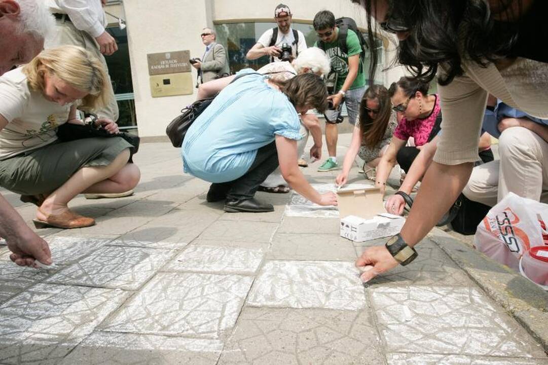 Protestuotojai reikalavo, kad LRT vadovai pasitrauktų iš postų