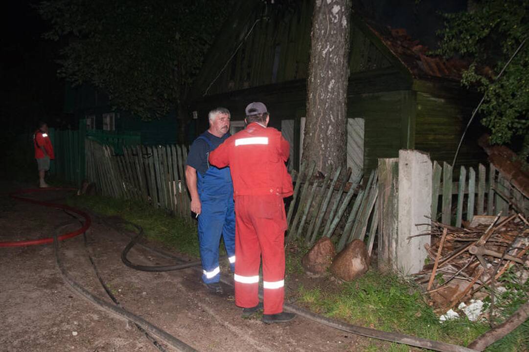 Dėl Žvėryne kilusio gaisro buvo uždaryta gatvė