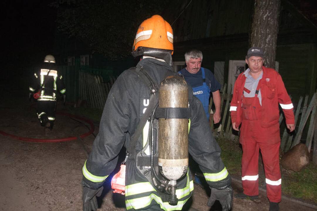Dėl Žvėryne kilusio gaisro buvo uždaryta gatvė