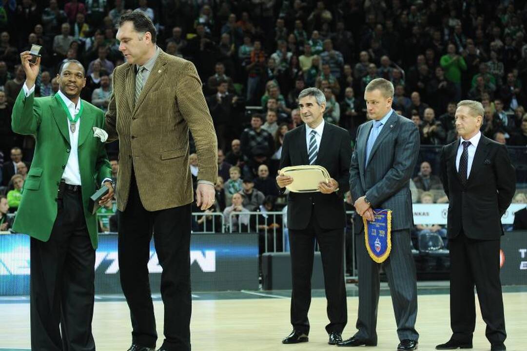 Žalgiriečiams taip ir nepavyko pavyti CSKA (74:87)