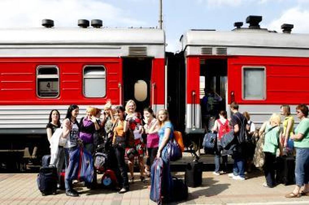 Lietuvos ir Rusijos geležinkeliai pasirašė krovinių vežimo sutartį