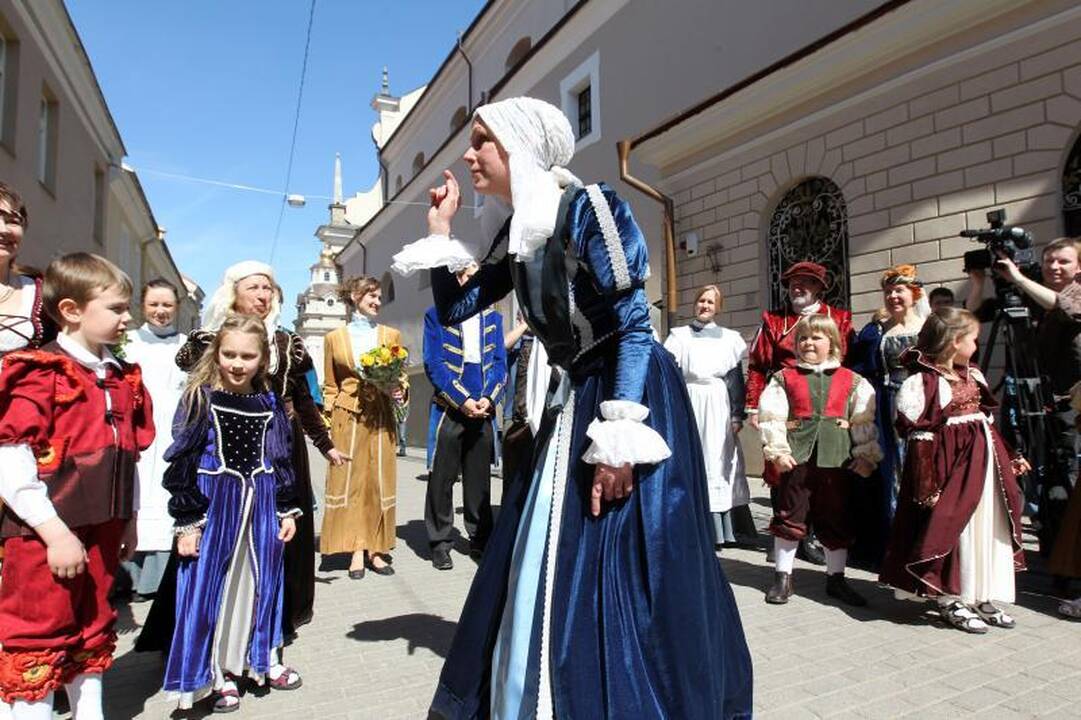 Vilniuje iškilmingai sutiktas Napoleonas Bonapartas