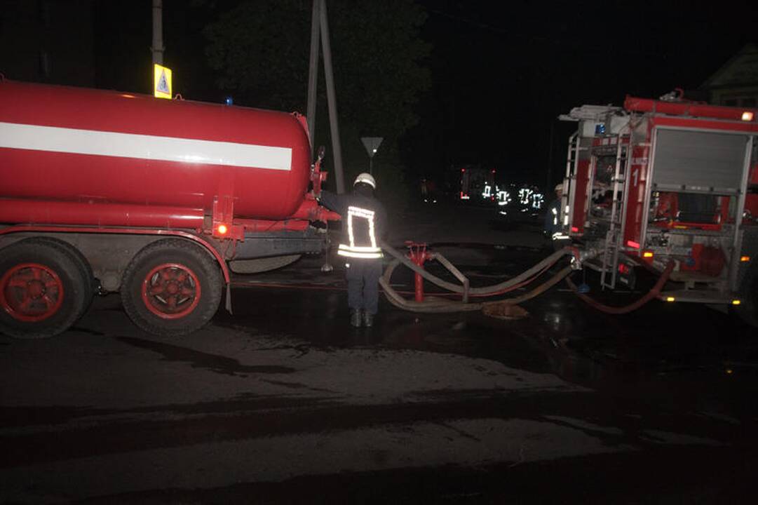 Dėl Žvėryne kilusio gaisro buvo uždaryta gatvė