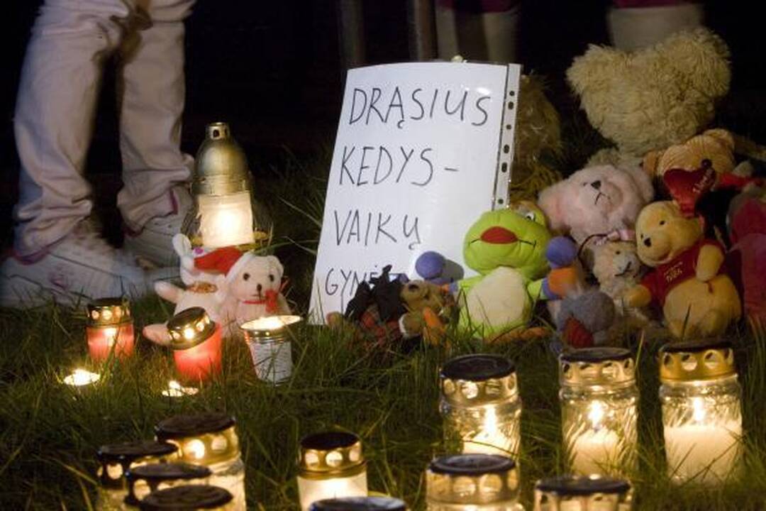 D.Kedį palaikantys vilniečiai prokurorams tarė "gėda"