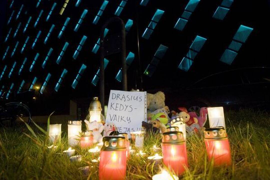 D.Kedį palaikantys vilniečiai prokurorams tarė "gėda"