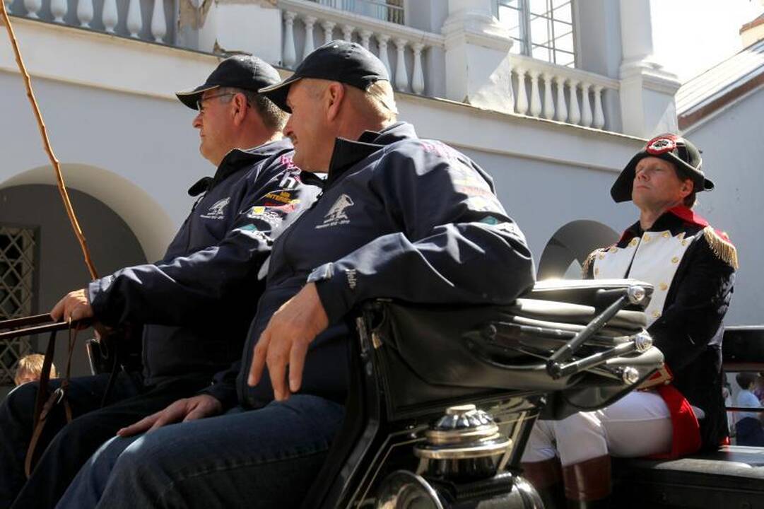 Vilniuje iškilmingai sutiktas Napoleonas Bonapartas