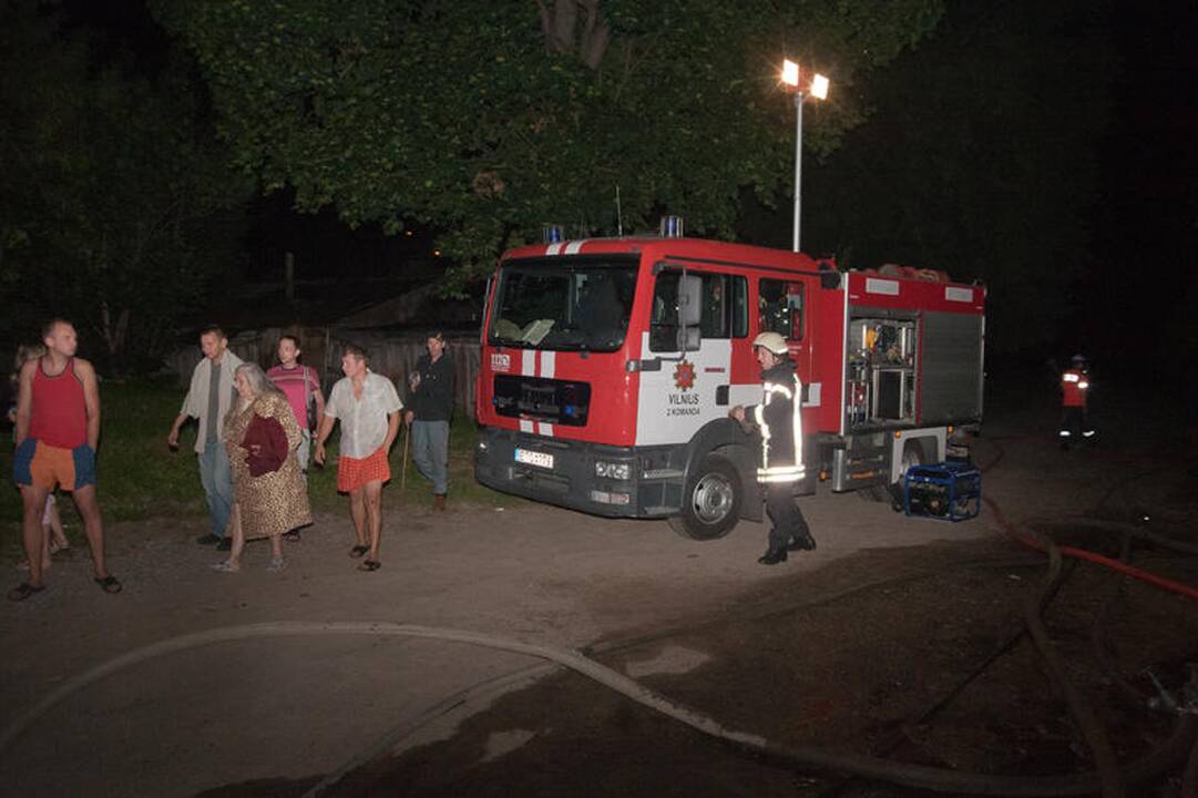 Dėl Žvėryne kilusio gaisro buvo uždaryta gatvė