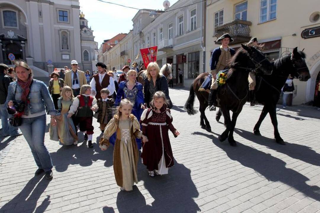 Vilniuje iškilmingai sutiktas Napoleonas Bonapartas