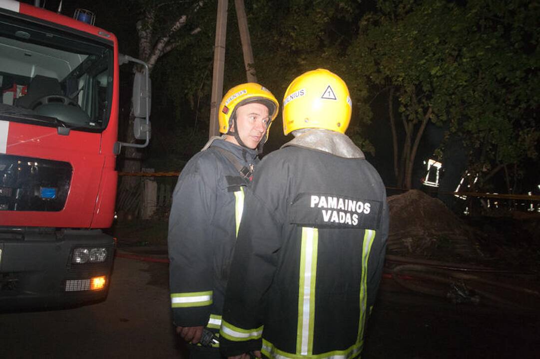 Dėl Žvėryne kilusio gaisro buvo uždaryta gatvė