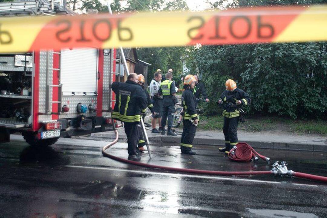 Žvėryne degė dar vienas medinis namas