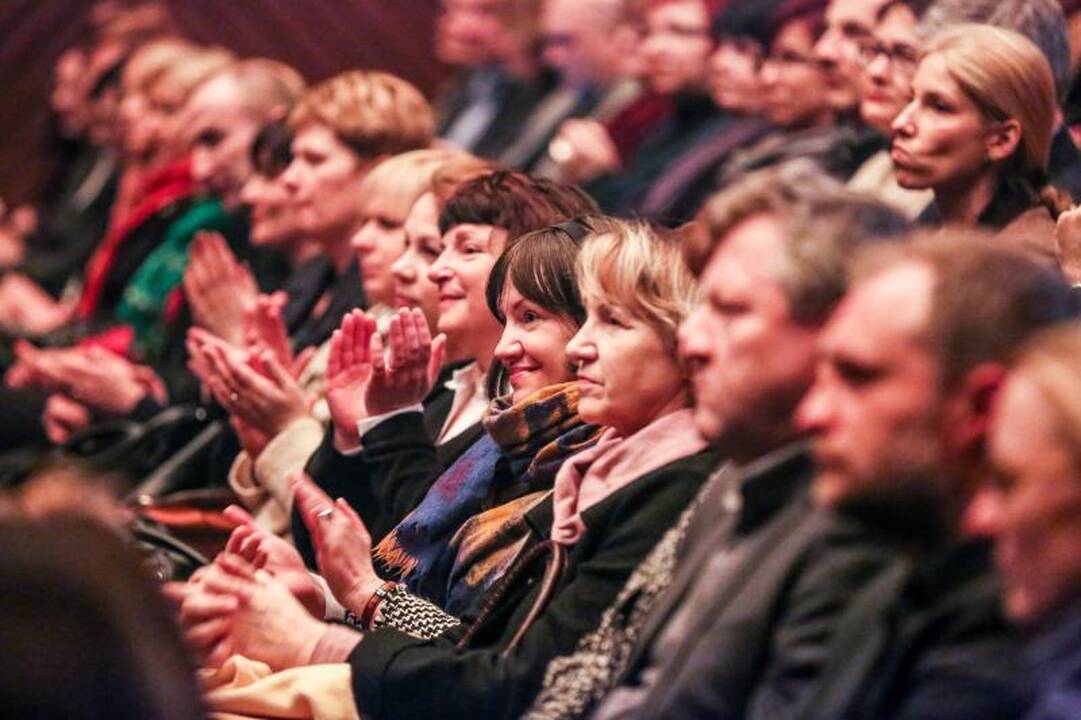 Anšlaginiu spektakliu Kaune prasidėjo „Lietuvos teatrų pavasaris“