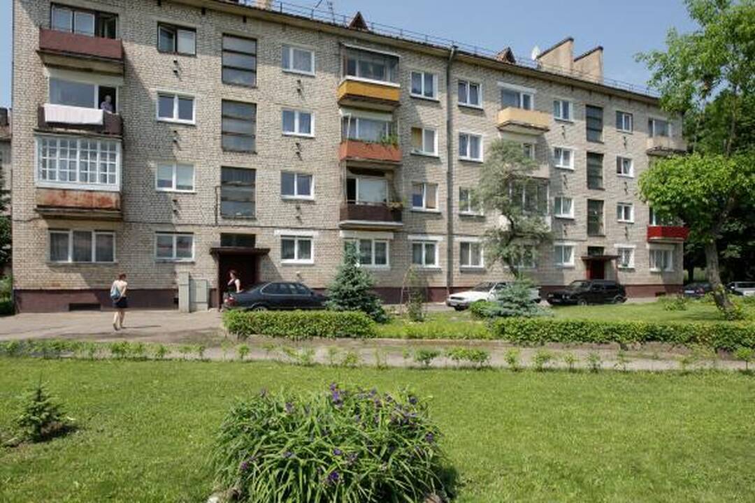 Daugiabučiai namai: kiemai kartais tampa mūšio lauku