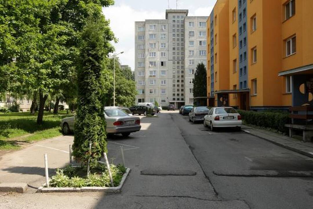 Daugiabučiai namai: kiemai kartais tampa mūšio lauku