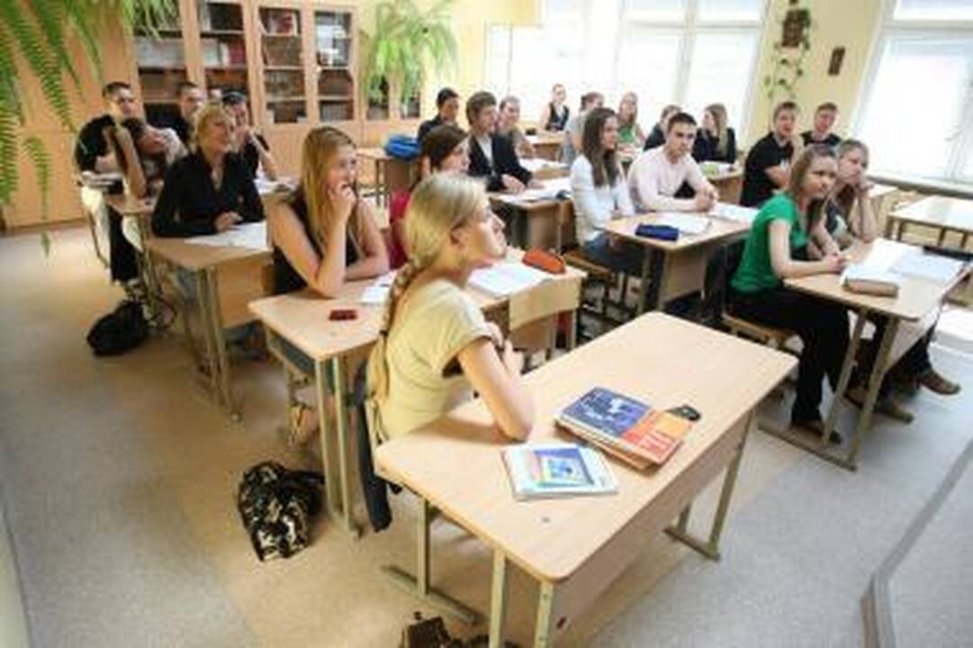 Darbietis panoro minėti Klasės susitikimų dieną (papildyta)