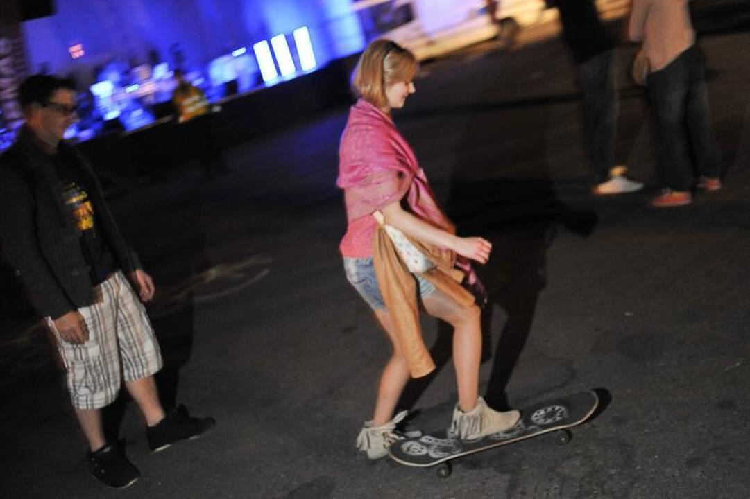 Kaune hiphopo ritmu siautė naktinis  krepšinis   