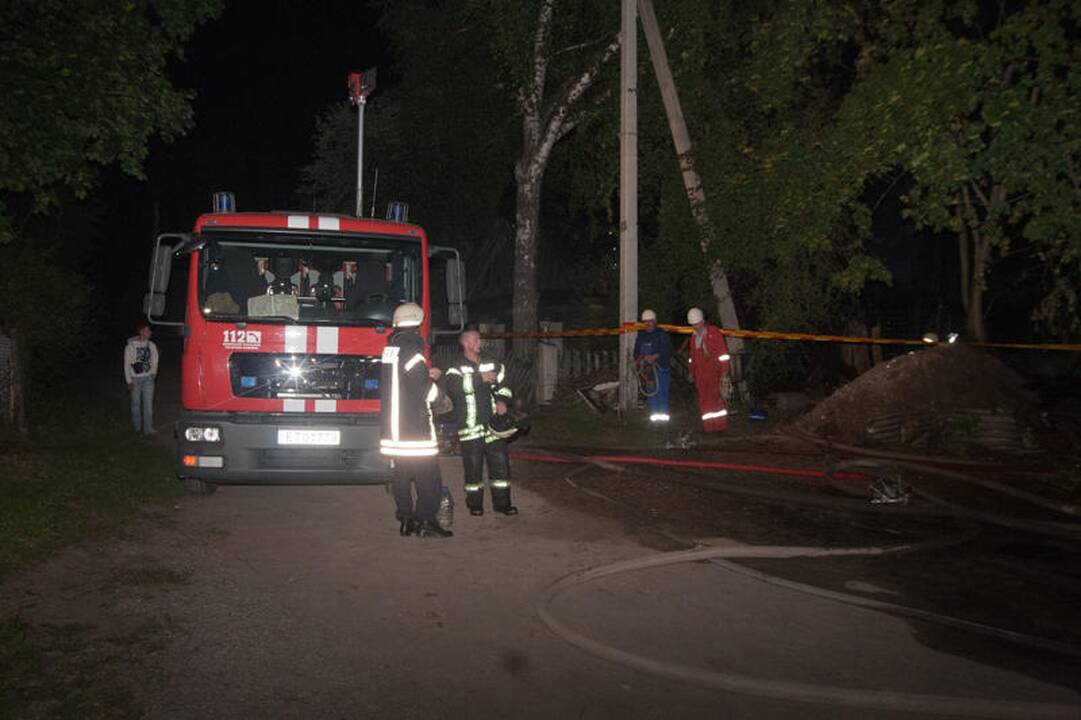 Dėl Žvėryne kilusio gaisro buvo uždaryta gatvė