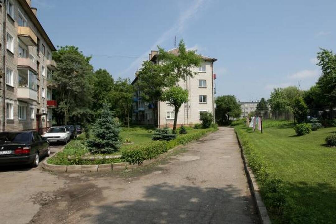 Daugiabučiai namai: kiemai kartais tampa mūšio lauku